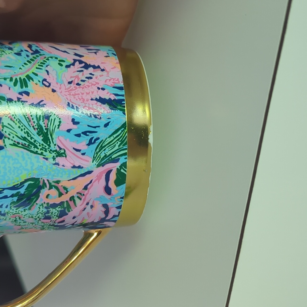 Tea cup - Picture 2 of 4